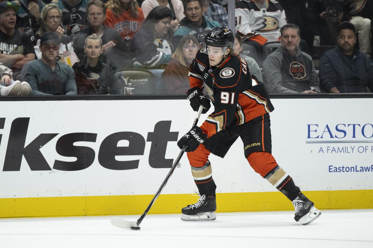 Carlsson's Double-Goal Effort In Vain As Ducks Fall To Stars In OT