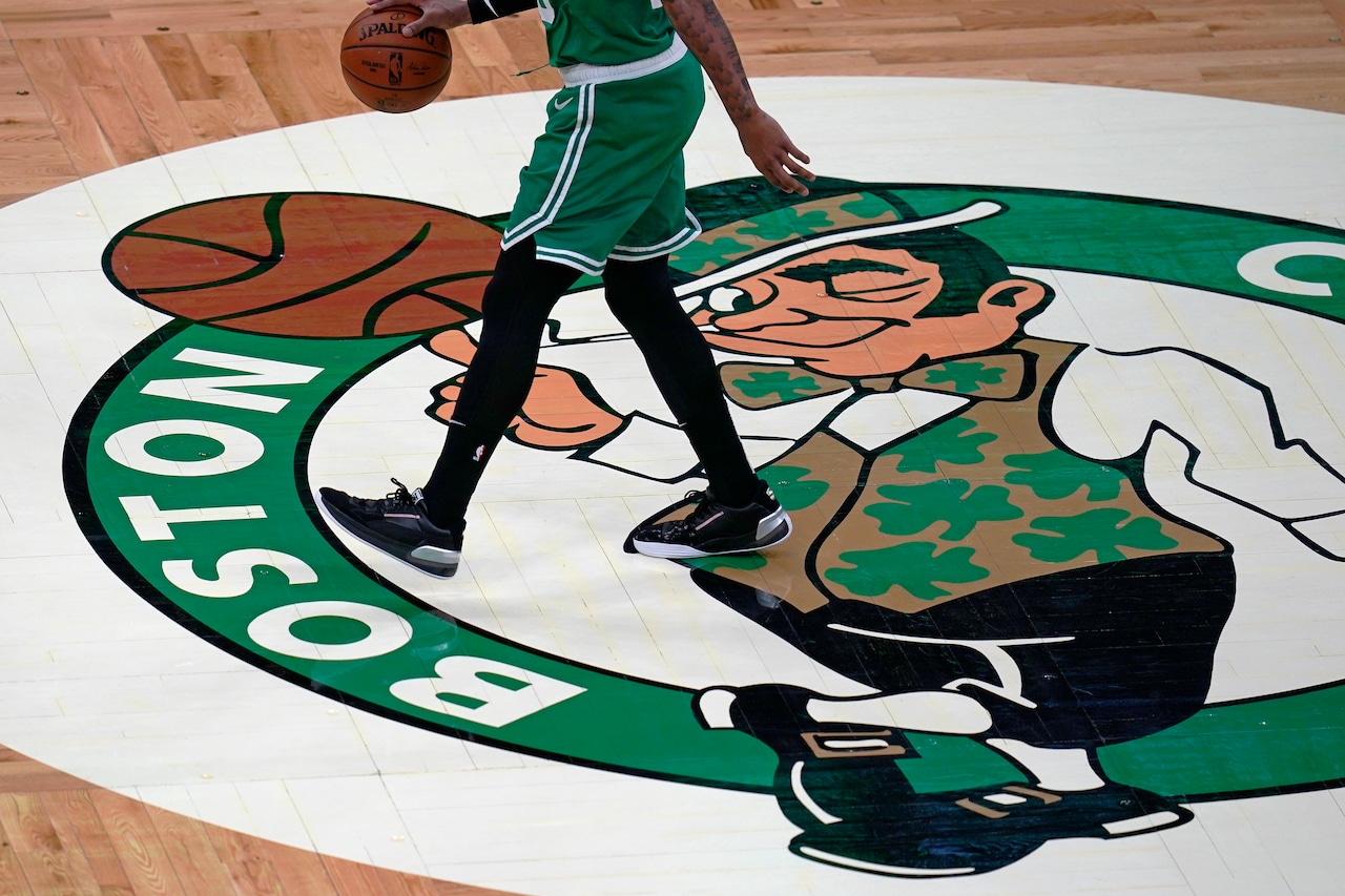 Celtics Guard Declines To Lobby For NBA Award Celtics Guard Declines To Lobby For NBA Award