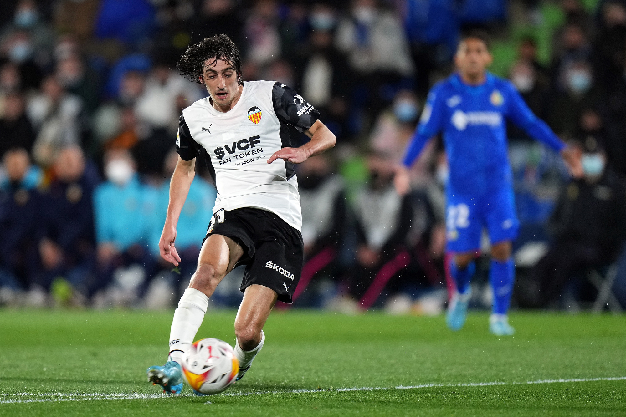 Championship Top Spot Reclaimed: Tottenham Loanee's Crucial Role Championship Top Spot Reclaimed: Tottenham Loanee's Crucial Role