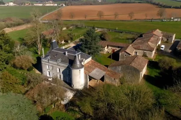 Chateau DIY: Replicate The Elegance Of A Castle In Your Own Home Chateau DIY: Replicate The Elegance Of A Castle In Your Own Home