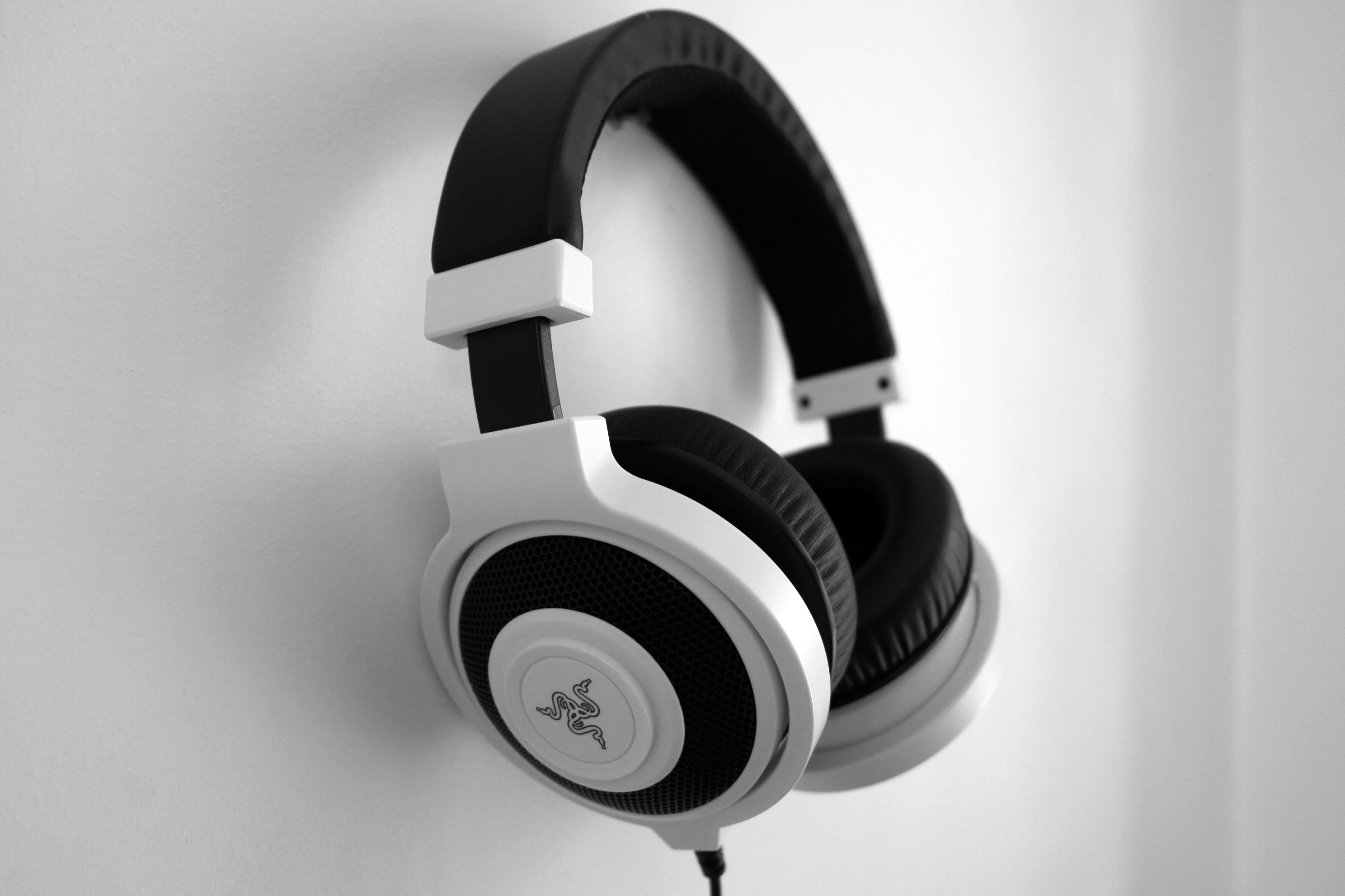Choosing The Best Wireless Headphones: A Guide To Enhanced Models Choosing The Best Wireless Headphones: A Guide To Enhanced Models