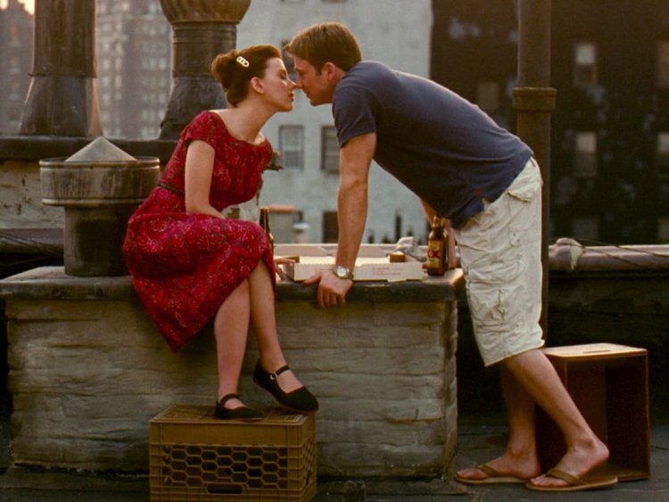 Chris Evans And Scarlett Johansson: Co-Star Chemistry And Mutual Admiration Chris Evans And Scarlett Johansson: Co-Star Chemistry And Mutual Admiration