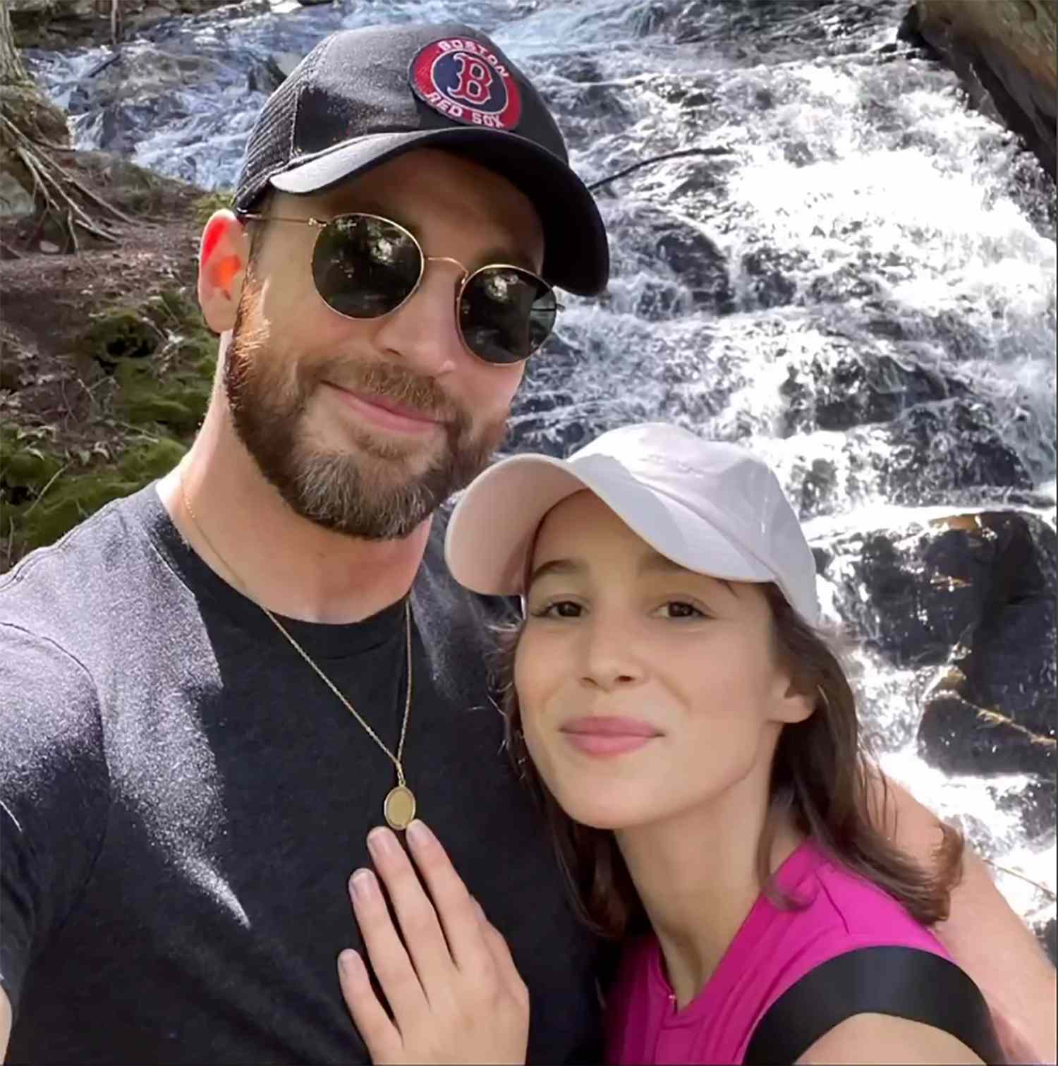 Chris Evans's Praise For Scarlett Johansson: A Look At Their Co-Star Relationship Chris Evans's Praise For Scarlett Johansson: A Look At Their Co-Star Relationship