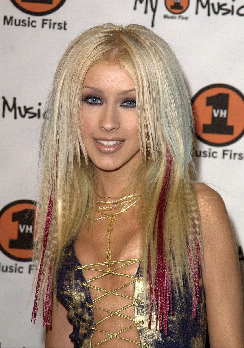 Christina Aguilera's Dramatic Transformation: A Before & After Comparison Christina Aguilera's Dramatic Transformation: A Before & After Comparison
