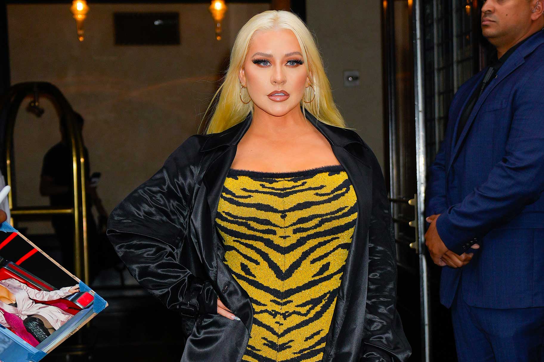 Christina Aguilera's New Photos: Photoshop Controversy Explodes Christina Aguilera's New Photos: Photoshop Controversy Explodes