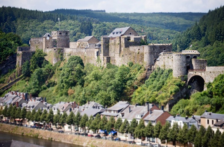 Clisson: Le Festival Le Bouillon Et Ses Spectacles Engagés Clisson: Le Festival Le Bouillon Et Ses Spectacles Engagés