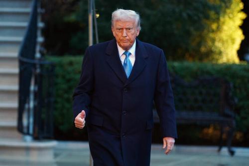 Crisi Moda: I Dazi Del 20% Di Trump E Le Sue Ripercussioni Crisi Moda: I Dazi Del 20% Di Trump E Le Sue Ripercussioni