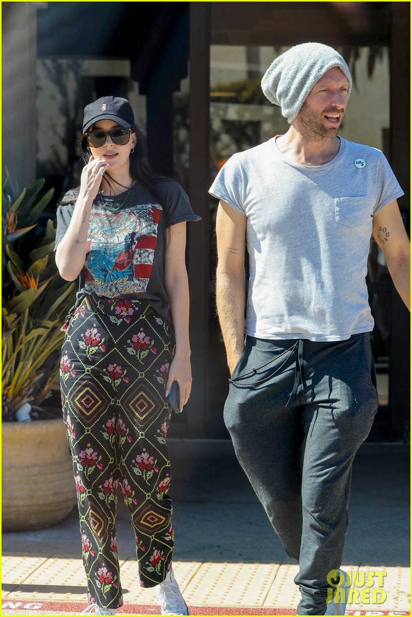 Dakota Johnson And Chris Martin: A Look At Career Choices Dakota Johnson And Chris Martin: A Look At Career Choices