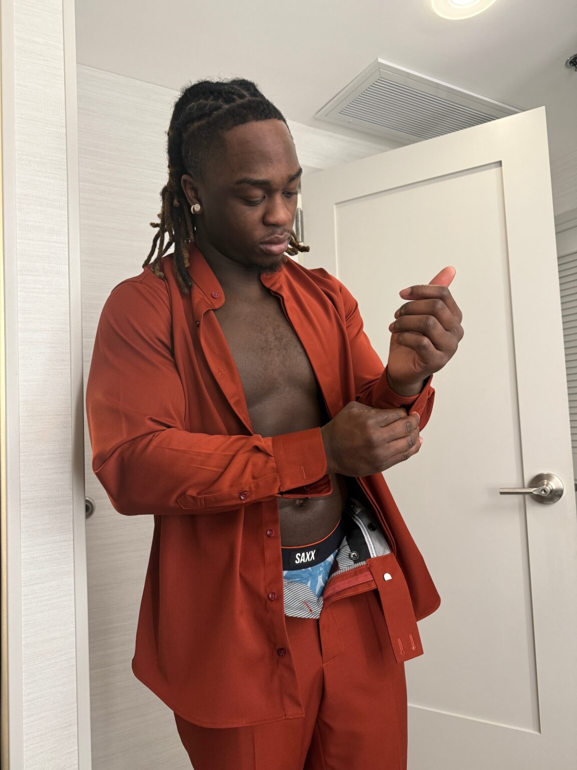 Dallas Cowboys:  Draft Ashton Jeanty Or Risk Losing Him
