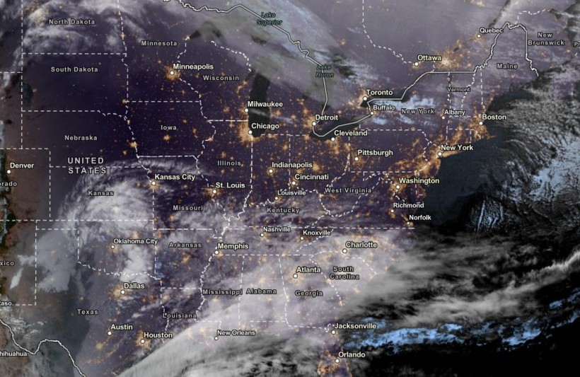 Damaging Winds: Understanding The Dangers Of Fast Storms Damaging Winds: Understanding The Dangers Of Fast Storms
