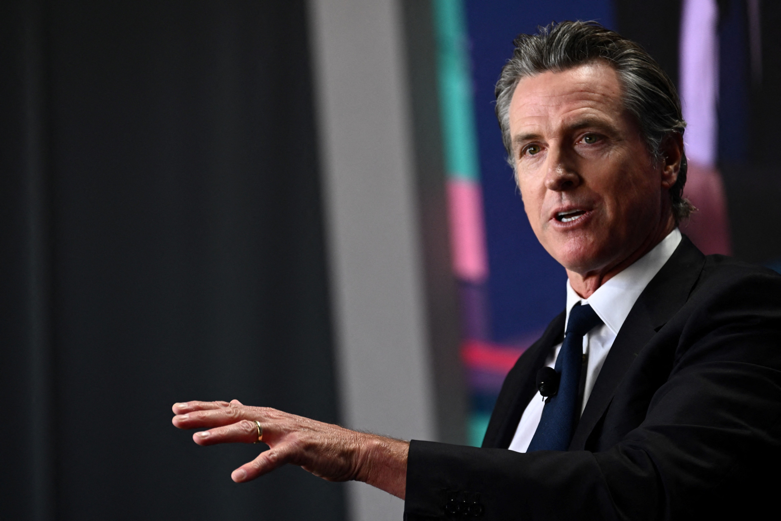 Dave Portnoy Unloads On Gavin Newsom: The Full Story