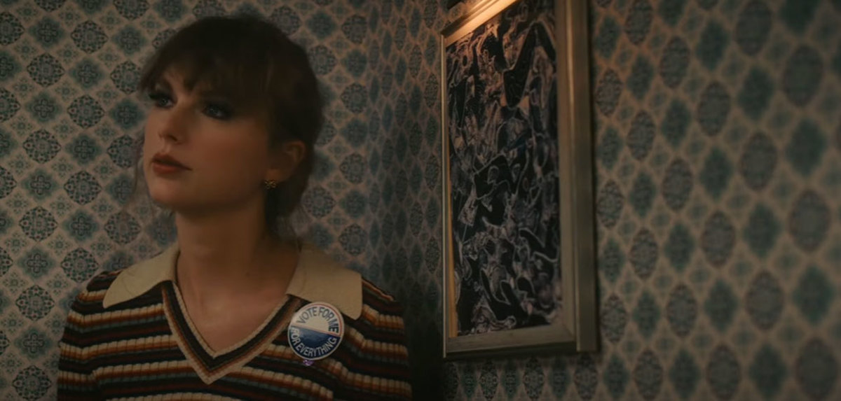 Decoding Taylor Swift's Easter Eggs: Is A Big Reveal Coming On May 26th? Decoding Taylor Swift's Easter Eggs: Is A Big Reveal Coming On May 26th?