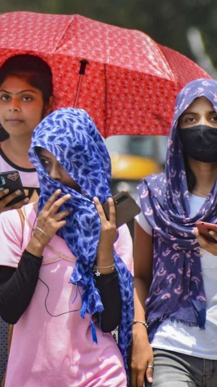Delhi Issues Heatwave Advisory: Protect Yourself From Soaring Temperatures And Heatstroke Risks Delhi Issues Heatwave Advisory: Protect Yourself From Soaring Temperatures And Heatstroke Risks