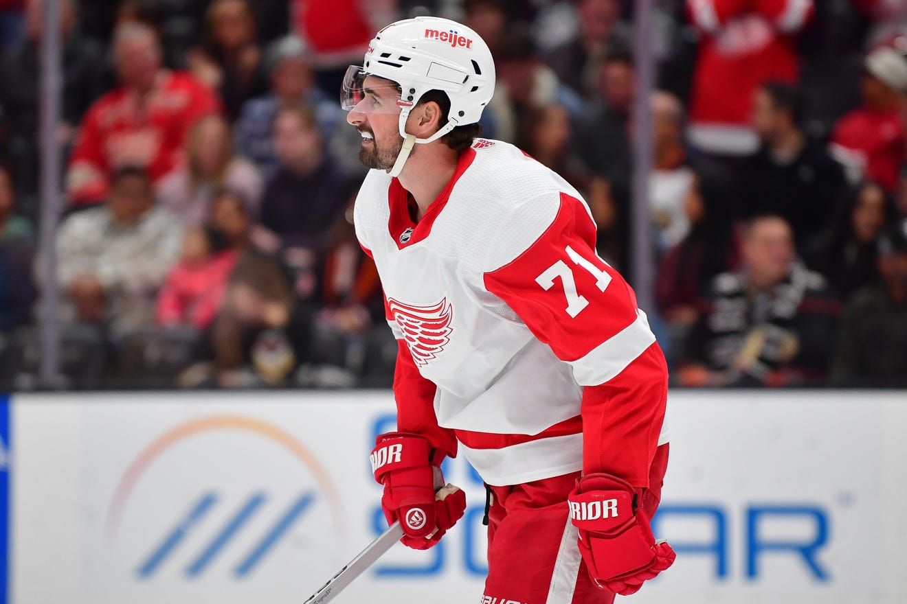 Detroit Red Wings' Playoff Dreams Dwindle Following 6-3 Defeat Detroit Red Wings' Playoff Dreams Dwindle Following 6-3 Defeat