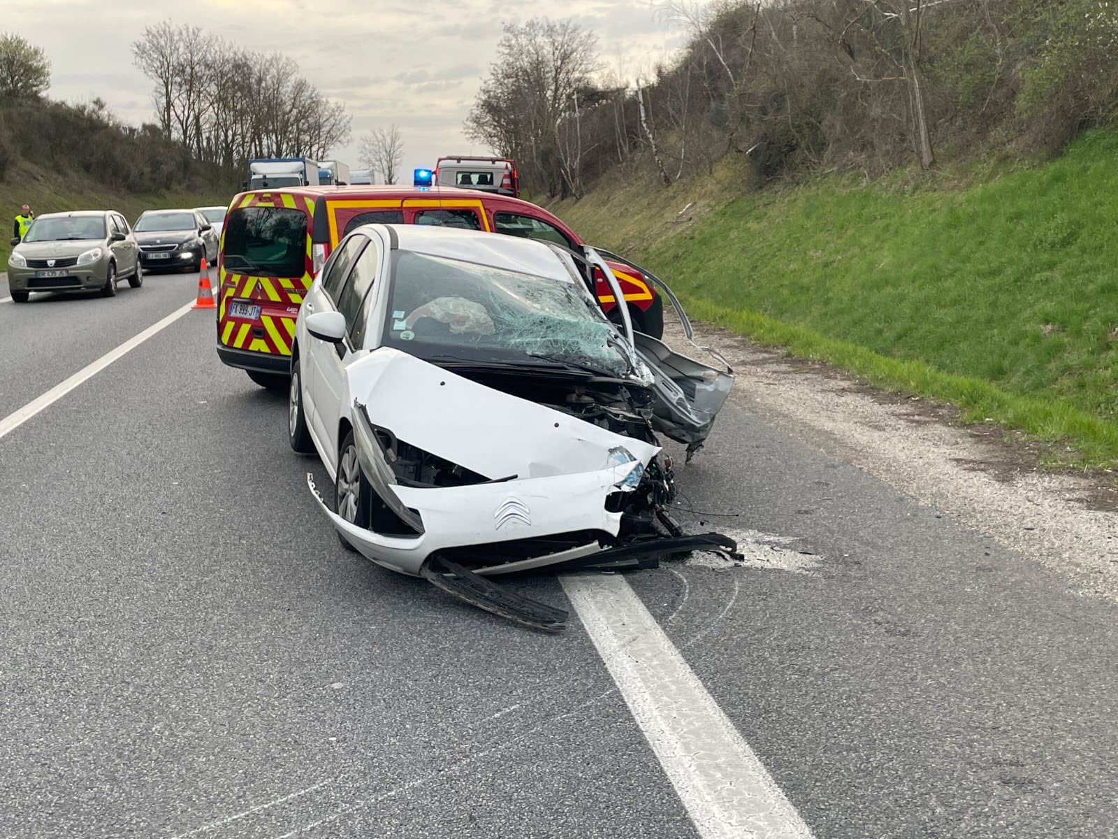 Dijon - Rue Michel-Servet : Un Conducteur Se Dénonce Après Un Accident Dijon - Rue Michel-Servet : Un Conducteur Se Dénonce Après Un Accident