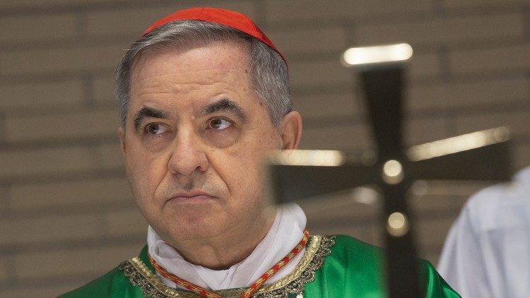 Dimissioni Cardinale Becciu? La Risposta Di Papa Francesco Dimissioni Cardinale Becciu? La Risposta Di Papa Francesco