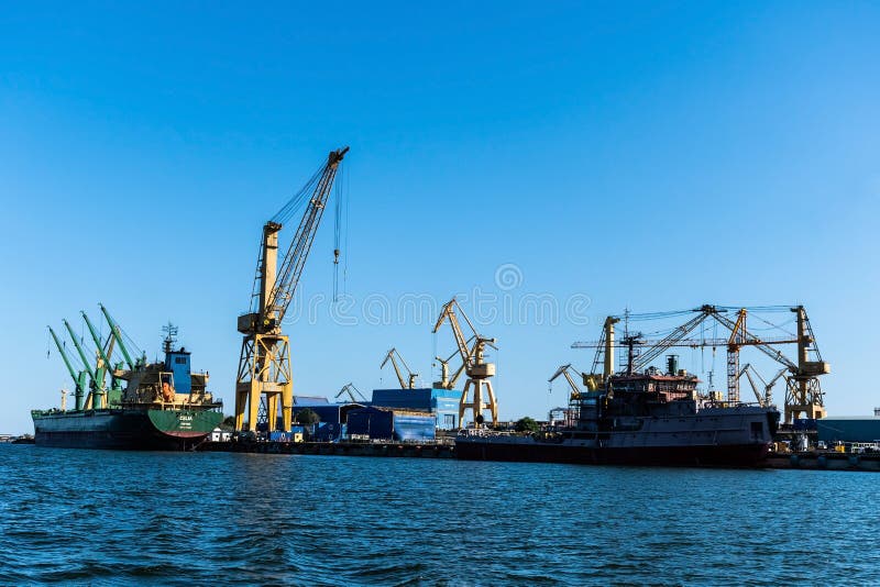 Dispute At Mangalia Shipyard: Navalistul Trade Union Seeks Dutch Embassy's Help Dispute At Mangalia Shipyard: Navalistul Trade Union Seeks Dutch Embassy's Help