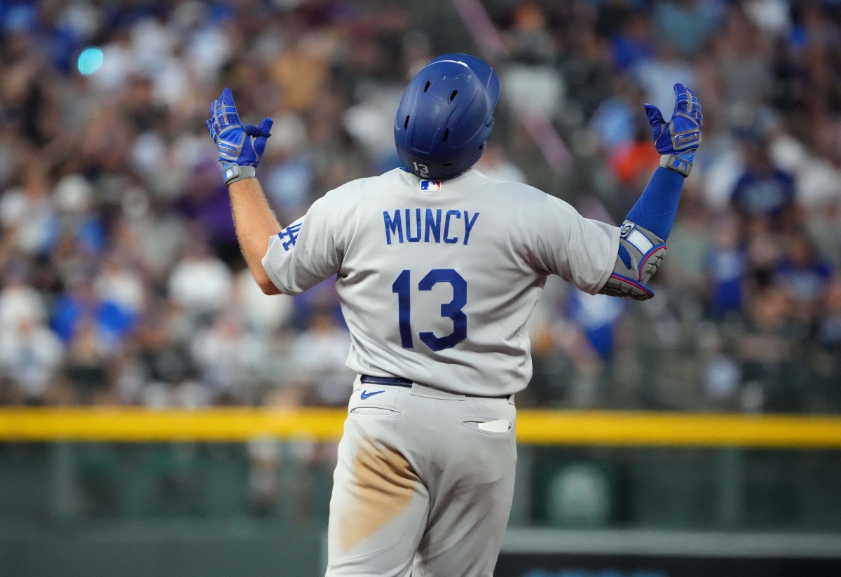 Dodgers' Muncy Breaks Silence On Arenado Trade Speculation Dodgers' Muncy Breaks Silence On Arenado Trade Speculation