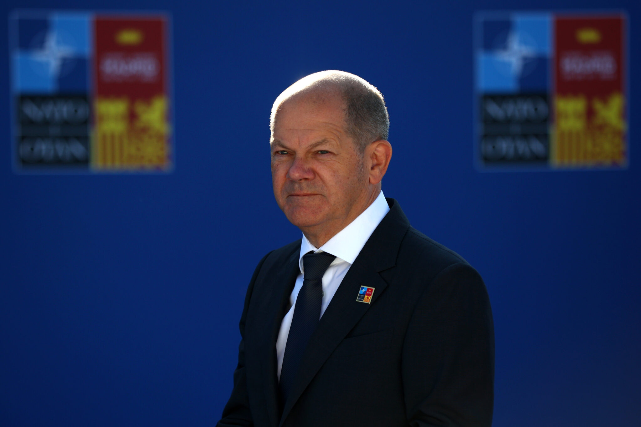 Dubai, Punct De Plecare Pentru Andrew Tate: Viitoare Provocări Și Declarații Controversate Dubai, Punct De Plecare Pentru Andrew Tate: Viitoare Provocări Și Declarații Controversate