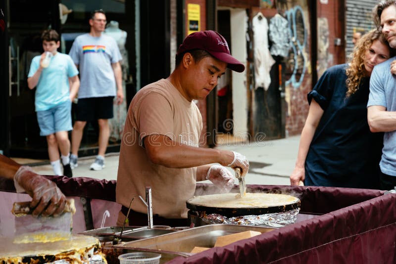 Dumbo's Brooklyn Flea Secures Archway Plaza Spot Until 2027 Dumbo's Brooklyn Flea Secures Archway Plaza Spot Until 2027