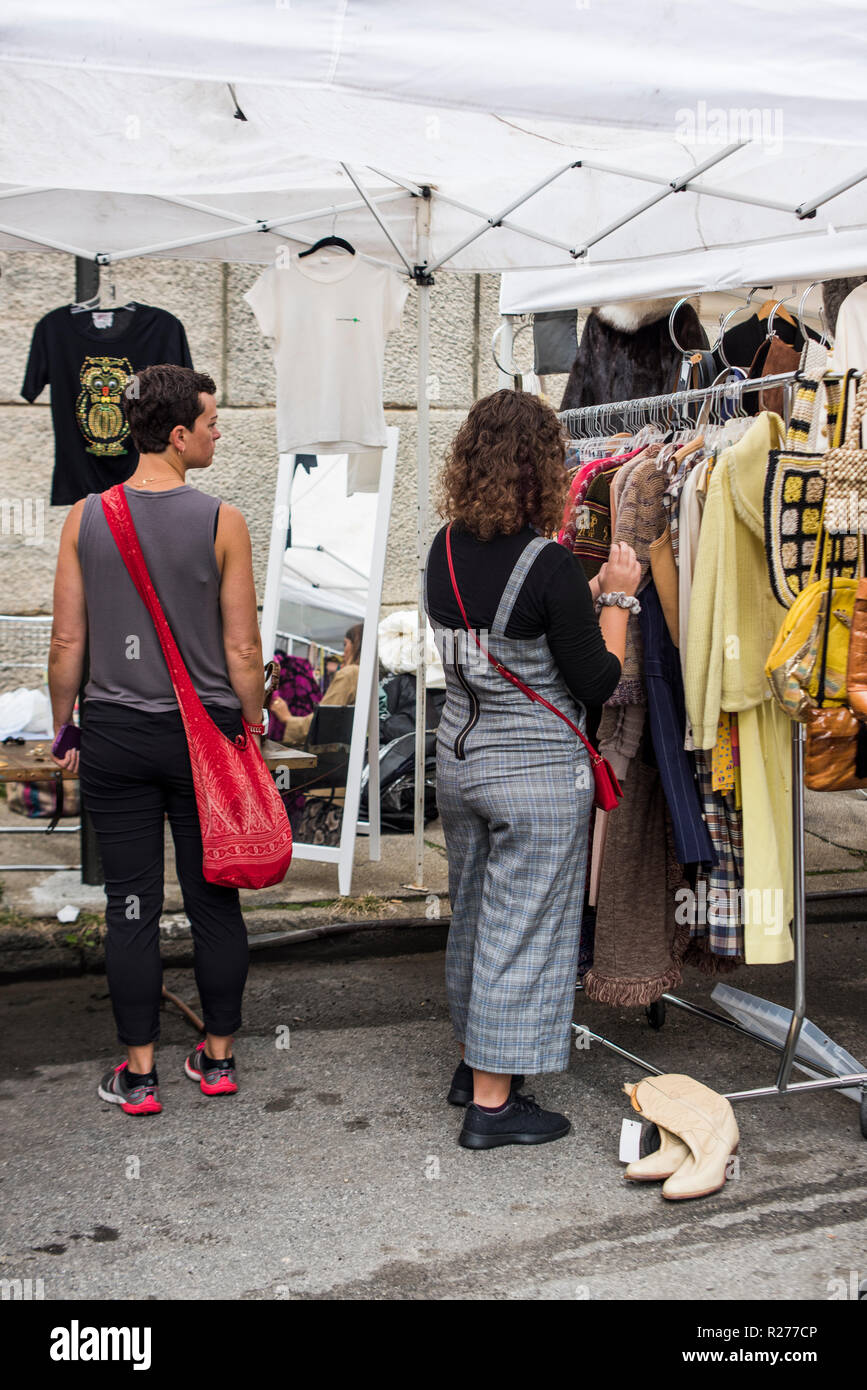 Dumbo's Brooklyn Flea Secures Long-Term Lease: Market To Remain Until 2027 Dumbo's Brooklyn Flea Secures Long-Term Lease: Market To Remain Until 2027