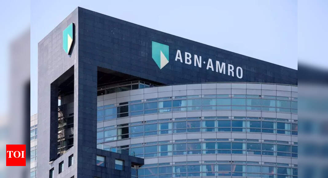 Dutch Central Bank Probes ABN Amro's Bonus System Dutch Central Bank Probes ABN Amro's Bonus System