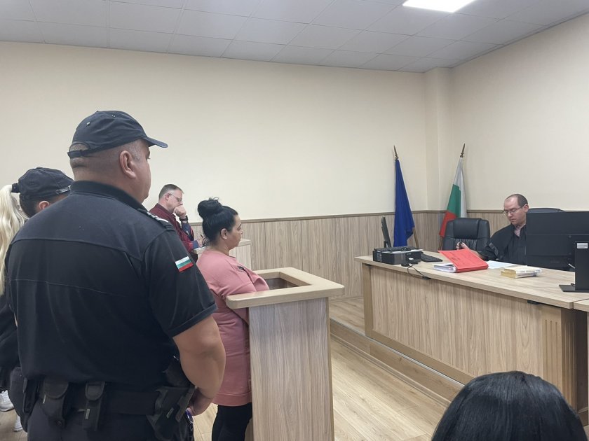 Джерард Бътлър: 8 Години С Осиновеното Му Българско Куче