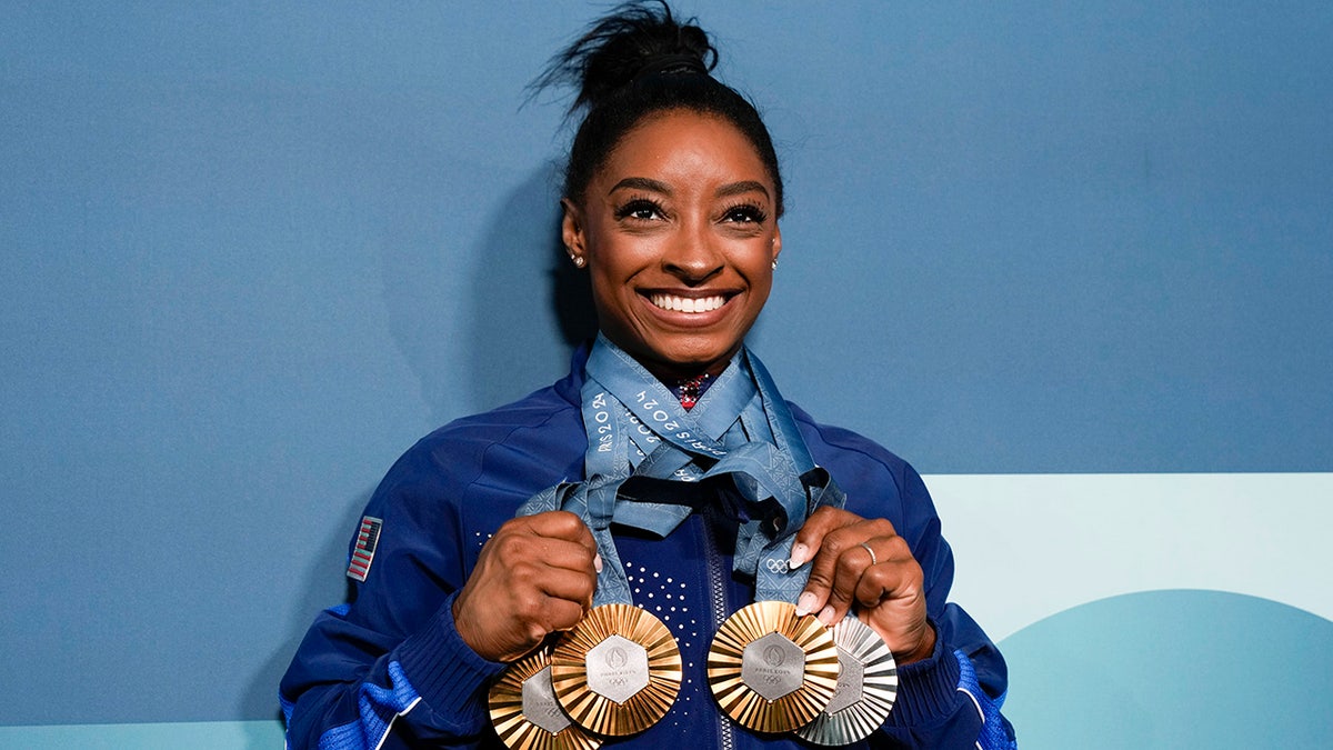 El Futuro De Simone Biles: Incertidumbre Sobre Los Ángeles 2028. El Futuro De Simone Biles: Incertidumbre Sobre Los Ángeles 2028.