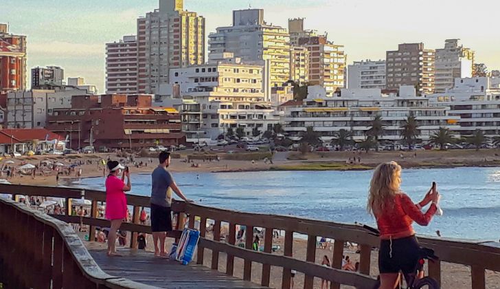 El Laicismo Uruguayo Y La Denominación El Laicismo Uruguayo Y La Denominación