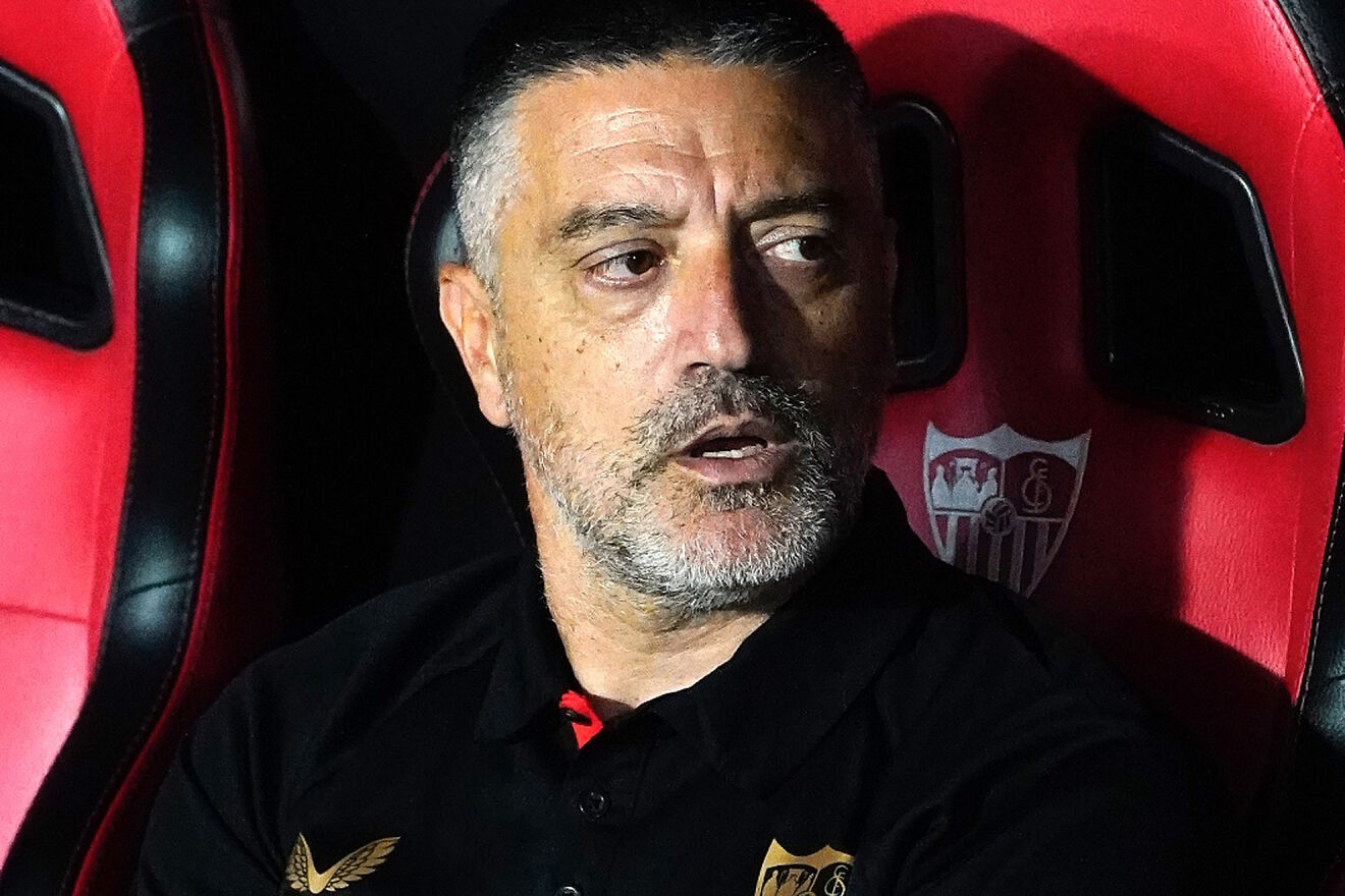 El Sevilla FC Despide A García Pimienta Y Nombra A Joaquín Caparrós El Sevilla FC Despide A García Pimienta Y Nombra A Joaquín Caparrós