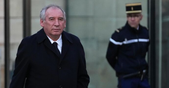 Elezioni Francesi: Il Governo Bayrou Cerca Di Contrastare L'influenza Di Le Pen Elezioni Francesi: Il Governo Bayrou Cerca Di Contrastare L'influenza Di Le Pen