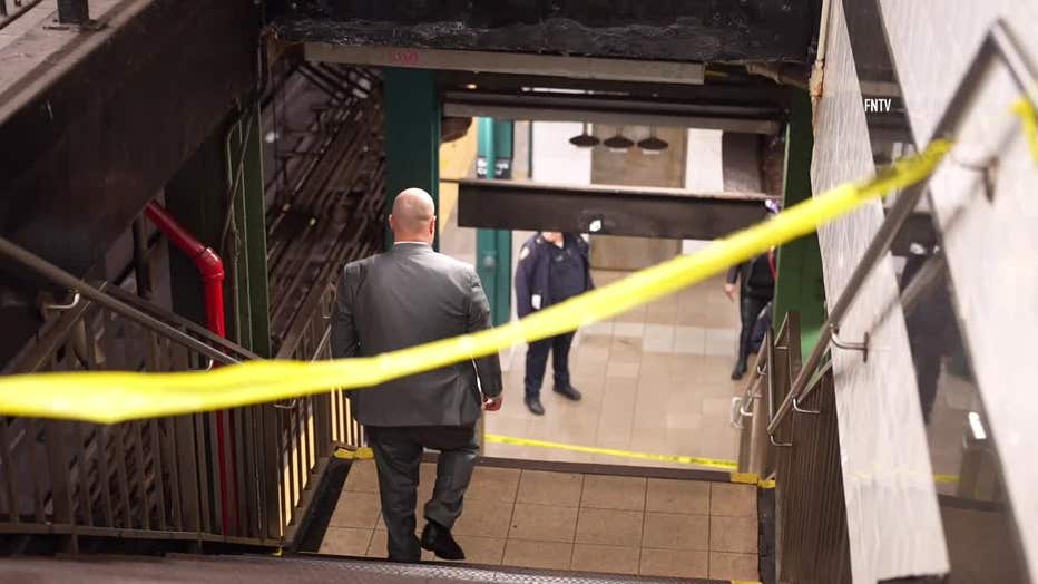 Emergency Response To Subway Stabbing Near Brooklyn Bridge Emergency Response To Subway Stabbing Near Brooklyn Bridge