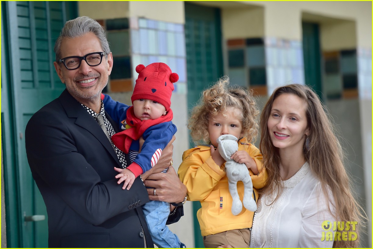 Emilie Goldblum And Sons Cheer On Como 1907 With Jeff Goldblum Emilie Goldblum And Sons Cheer On Como 1907 With Jeff Goldblum