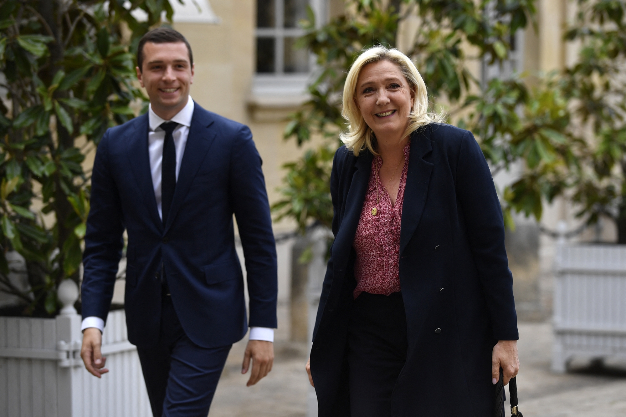 Enthoven Et Le Pen: Une Analyse De La Morale Publique Selon Le Philosophe