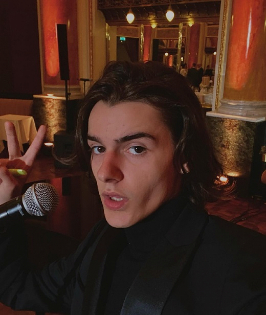 Eurosong 2024: Marko Bošnjak Predstavlja Hrvatsku. Eurosong 2024: Marko Bošnjak Predstavlja Hrvatsku.