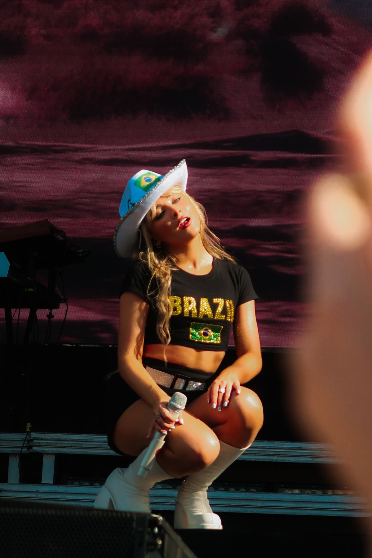 Everything You Need To Know About The Sabrina Carpenter Fortnite Festival Everything You Need To Know About The Sabrina Carpenter Fortnite Festival