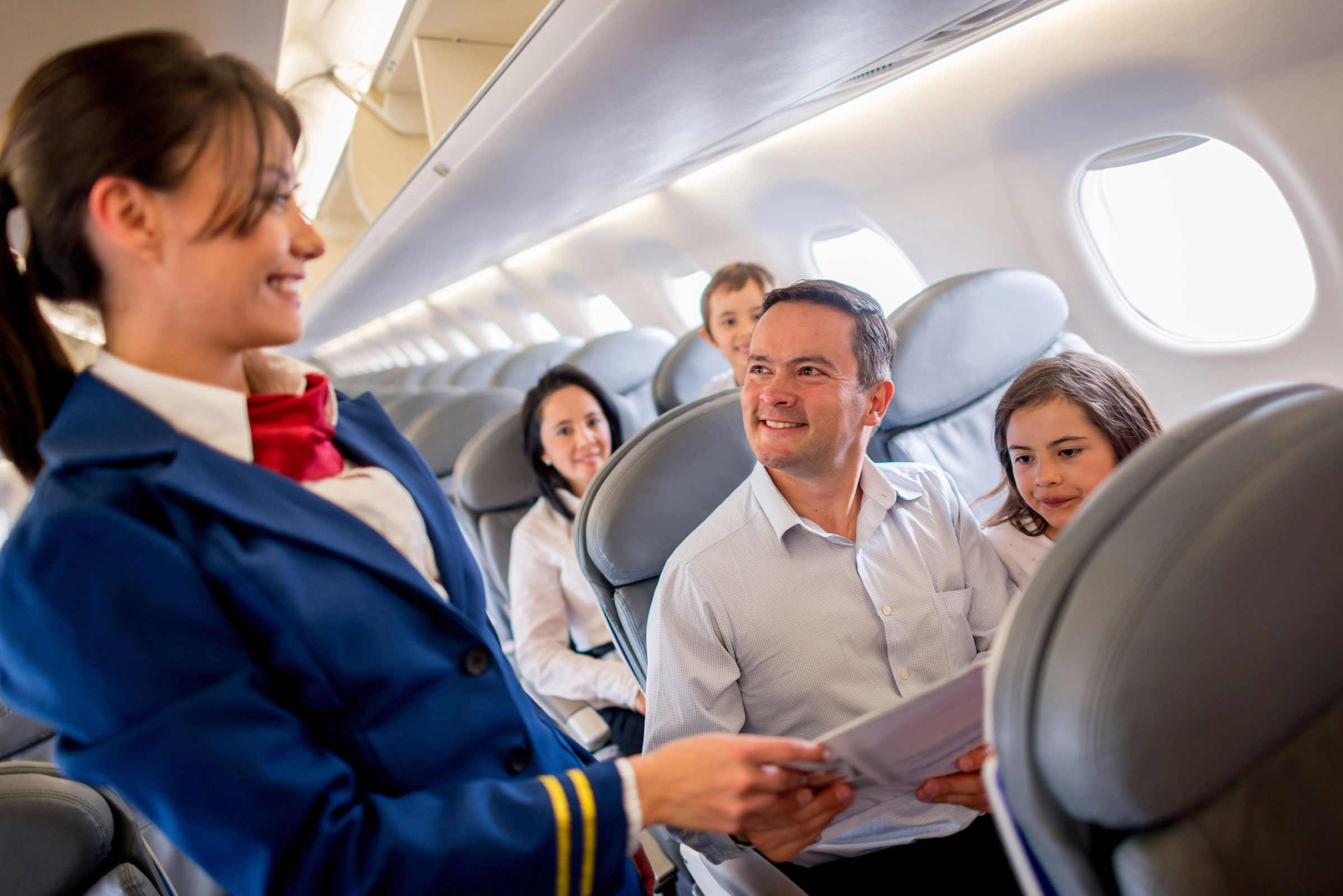 Ex-SIA Flight Attendant's Inspiring Transition: From Passenger Service To Pilot's Seat Ex-SIA Flight Attendant's Inspiring Transition: From Passenger Service To Pilot's Seat