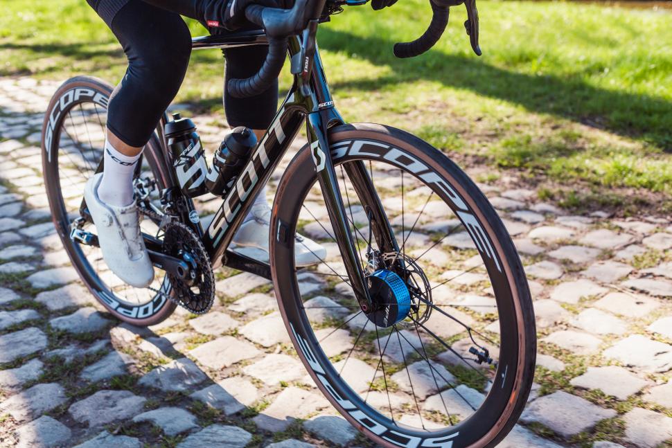 Exploring Gravel Tech: 2025 Paris-Roubaix Bike & Tyre Innovations Exploring Gravel Tech: 2025 Paris-Roubaix Bike & Tyre Innovations