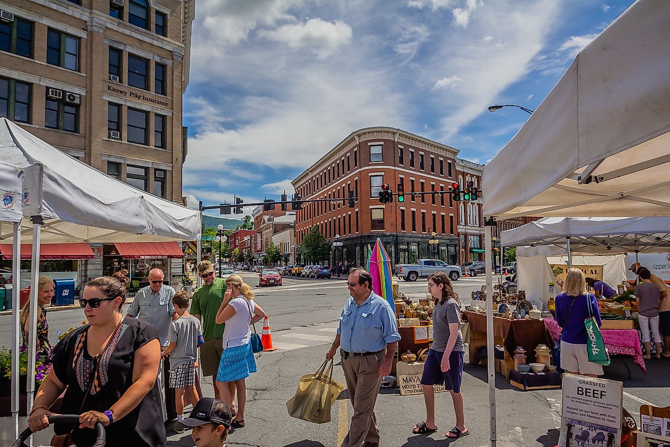 Exploring Michigan's College Towns: [City Name]'s Unique Appeal