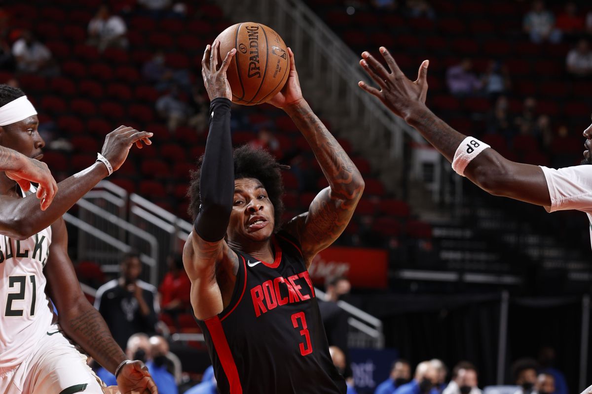 Fast-Paced Warriors Clash With The Rockets' Traditional Approach Fast-Paced Warriors Clash With The Rockets' Traditional Approach