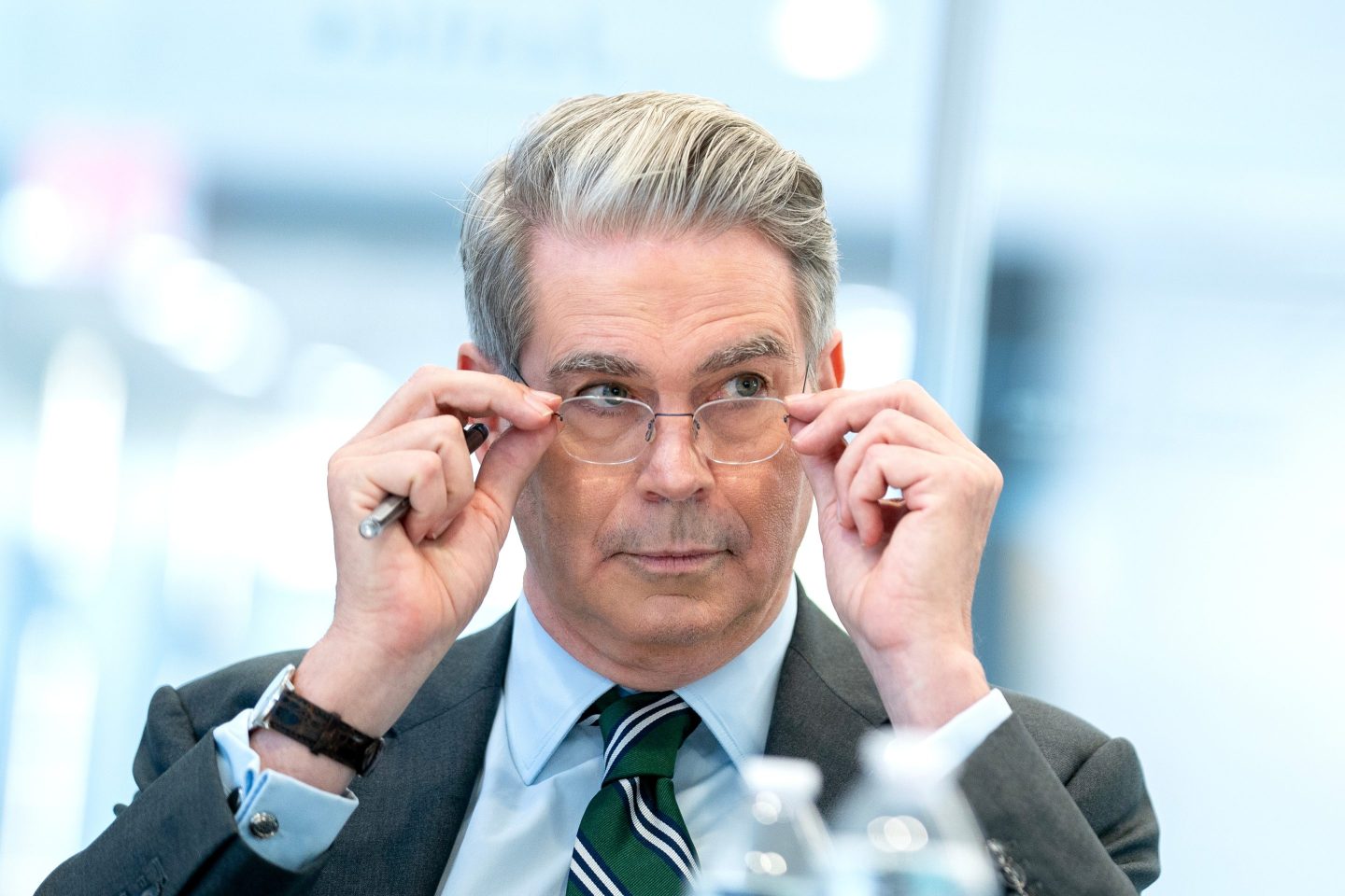 Fed Chair Powell Meets Trump At White House: Economic Issues Top Agenda Fed Chair Powell Meets Trump At White House: Economic Issues Top Agenda