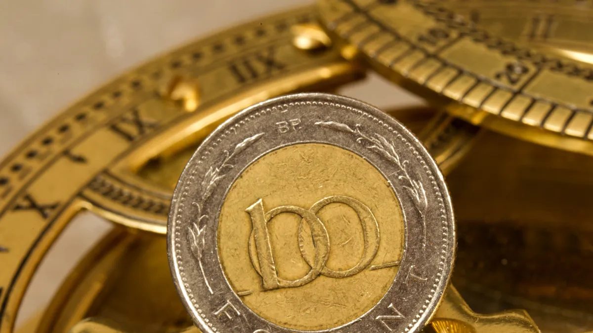 Felbecsülhetetlen Értékű 100 Forintos Érmék Felbecsülhetetlen Értékű 100 Forintos Érmék