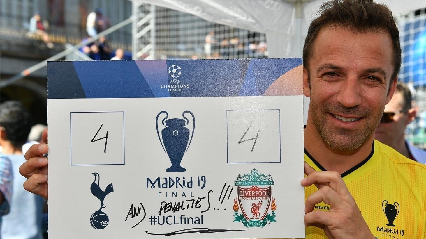 Ferdinand Reverses Champions League Final Prediction For PSG-Arsenal Clash Ferdinand Reverses Champions League Final Prediction For PSG-Arsenal Clash