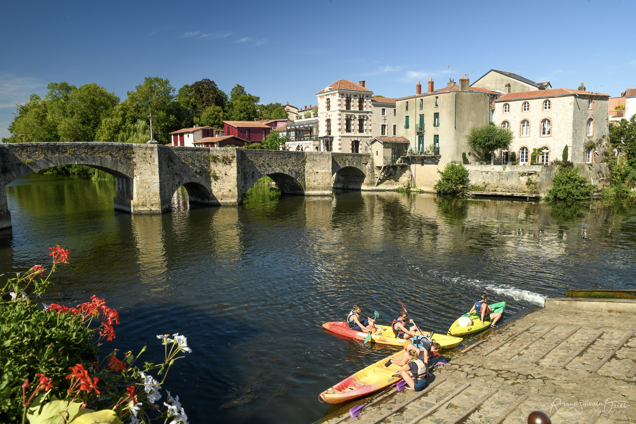 Festival Le Bouillon, Clisson: Spectacles Et Engagement Festival Le Bouillon, Clisson: Spectacles Et Engagement
