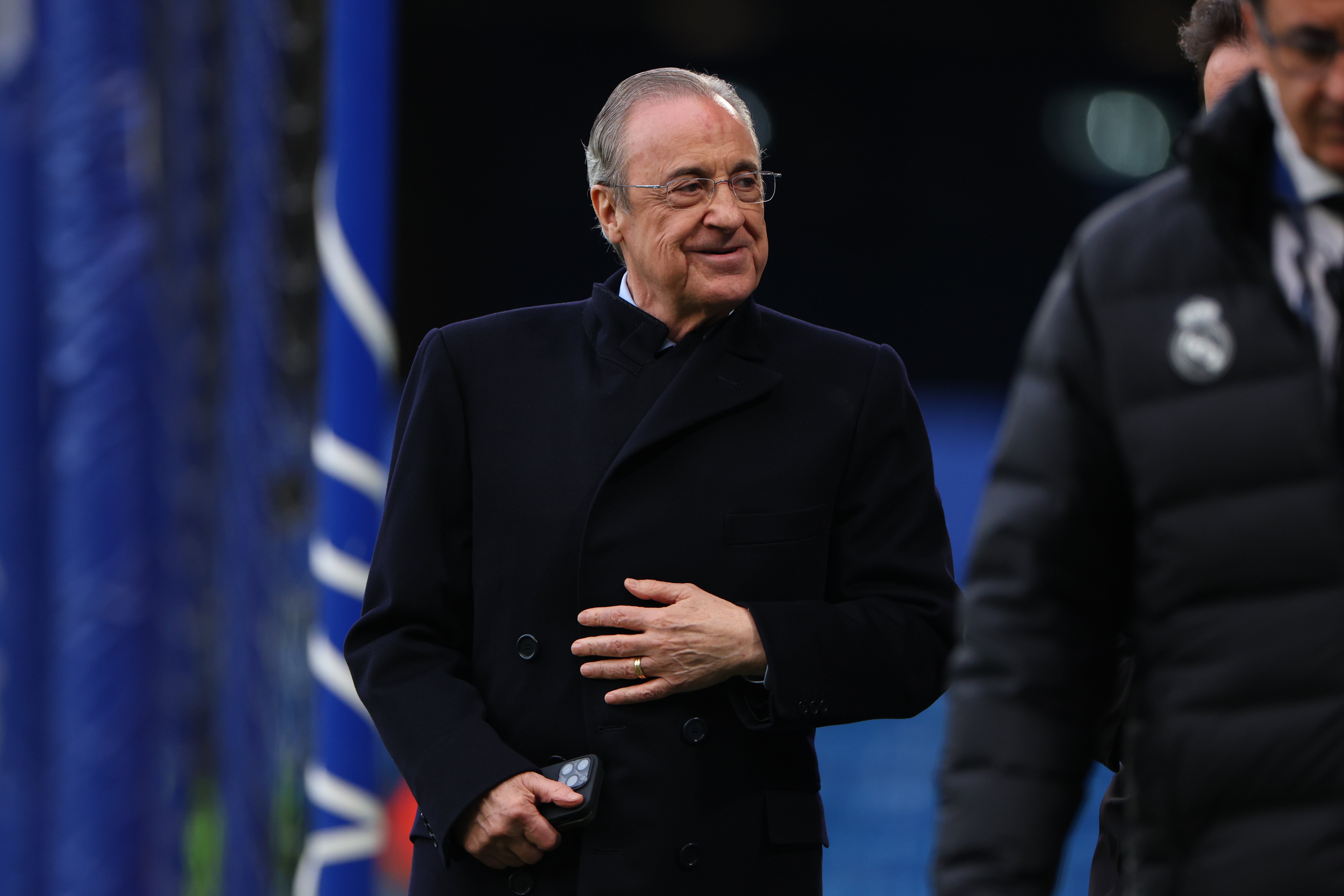 Florentino Pérez Y El Real Madrid: Una Década De Éxitos Deportivos Y Económicos Florentino Pérez Y El Real Madrid: Una Década De Éxitos Deportivos Y Económicos