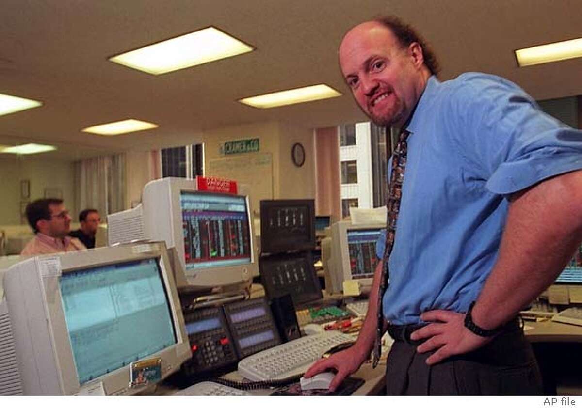 Foot Locker Stock (FL): Jim Cramer's Opinion And What It Means For Investors Foot Locker Stock (FL): Jim Cramer's Opinion And What It Means For Investors