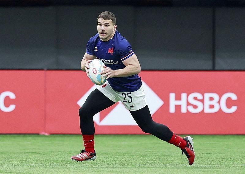 France Dominates Italy In Rugby: Dupont's Exceptional Display France Dominates Italy In Rugby: Dupont's Exceptional Display