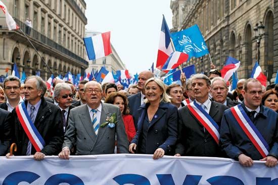 France's National Rally: Le Pen's Sunday Demonstration And Its Political Implications France's National Rally: Le Pen's Sunday Demonstration And Its Political Implications