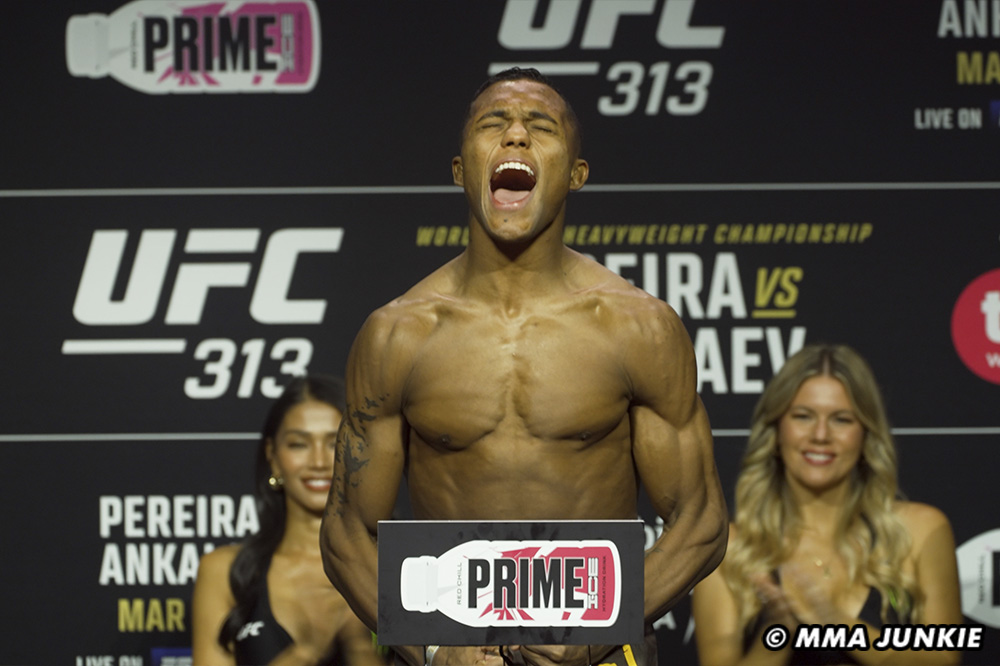 Francis Marshall Vs. Mairon Santos: UFC 313 Result Confirmed By Santos Francis Marshall Vs. Mairon Santos: UFC 313 Result Confirmed By Santos