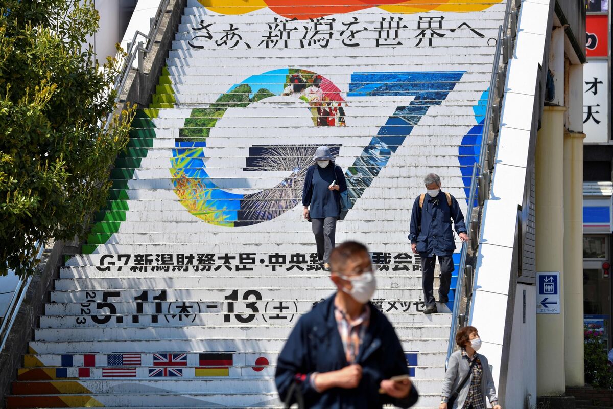 G-7 Finance Ministers Seek Harmony Amidst US Trade Tensions G-7 Finance Ministers Seek Harmony Amidst US Trade Tensions